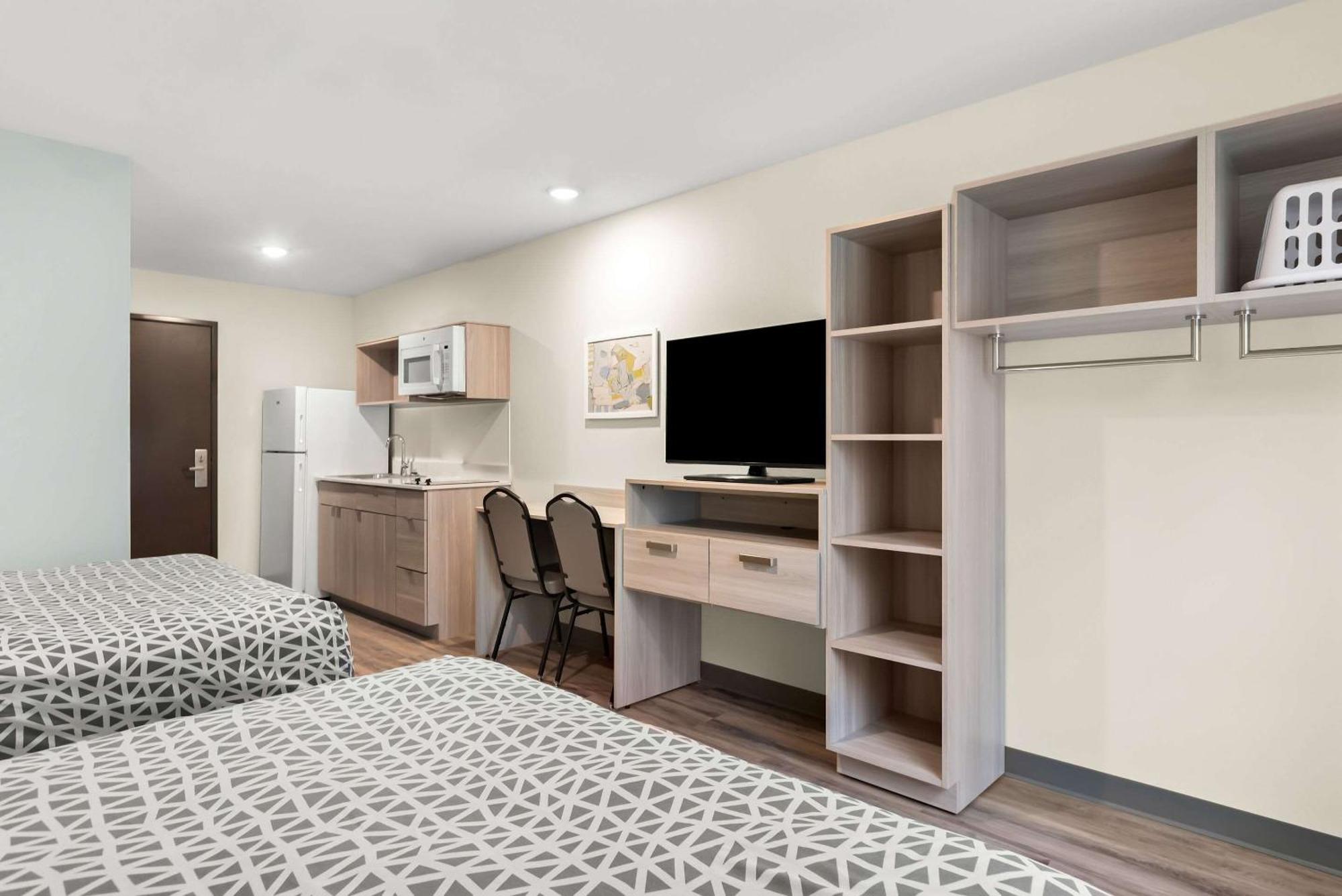 Woodspring Suites Savannah West Chatham Parkway Exterior photo