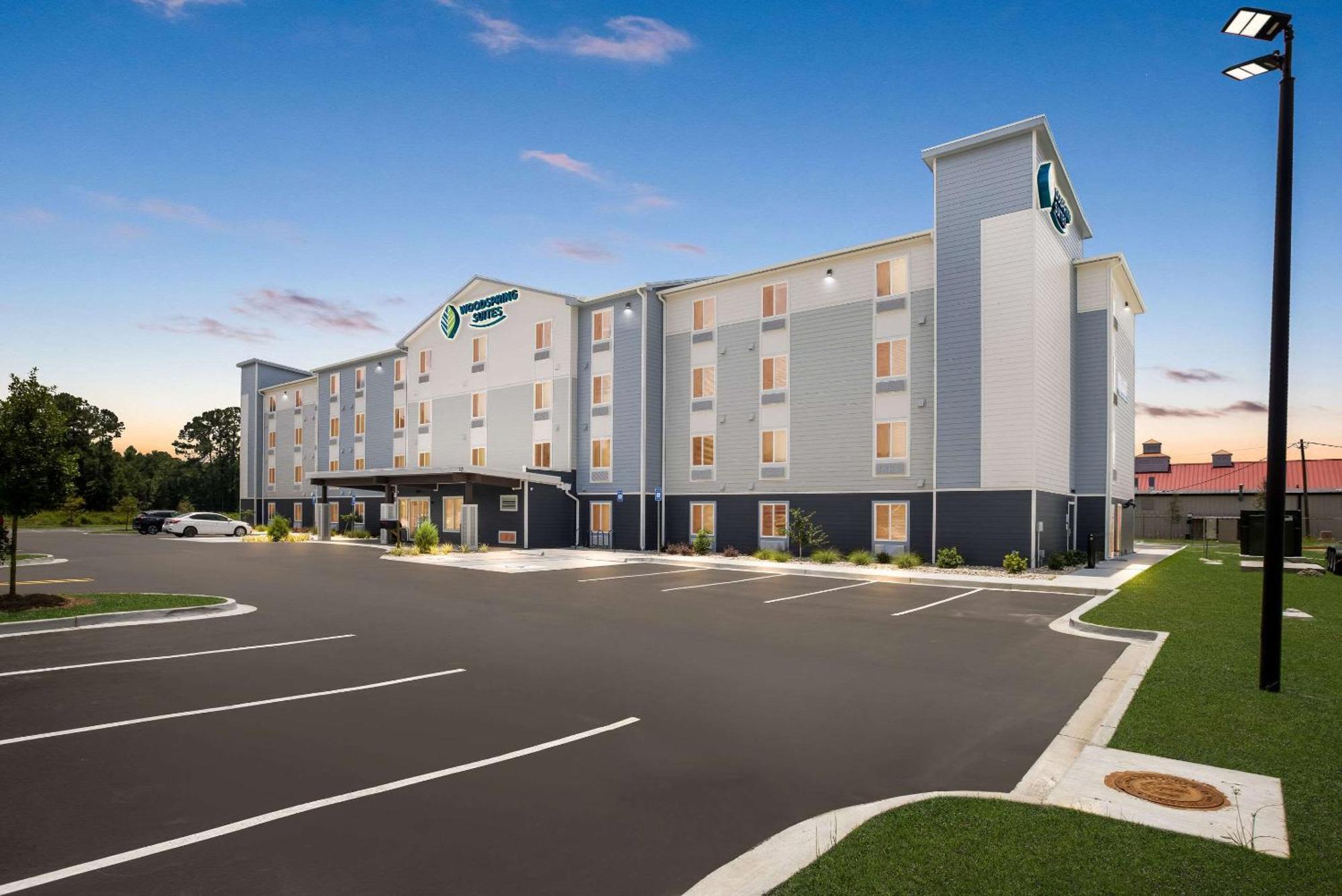 Woodspring Suites Savannah West Chatham Parkway Exterior photo